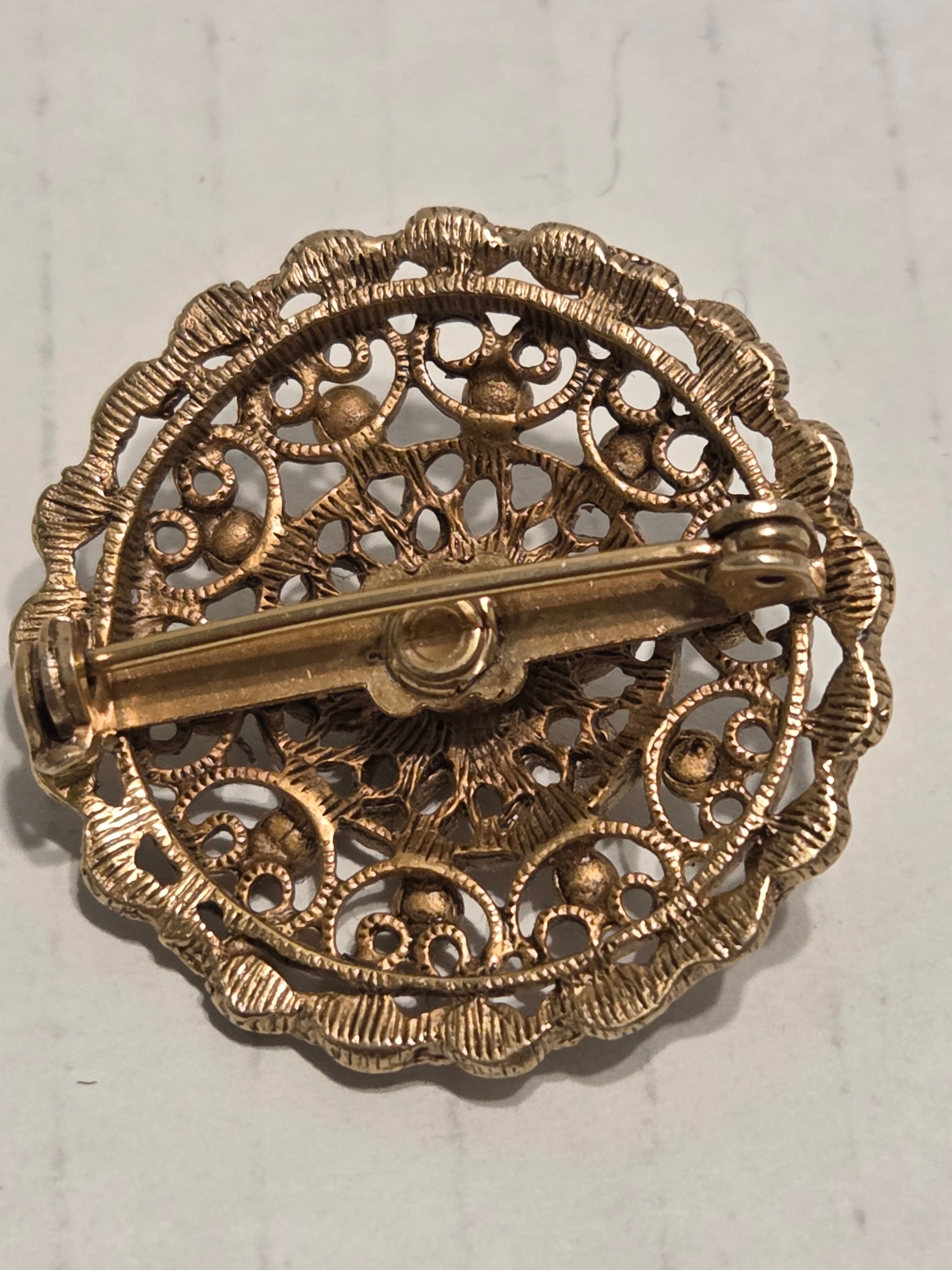 Victorian Era (circa 1860s- 1890s )